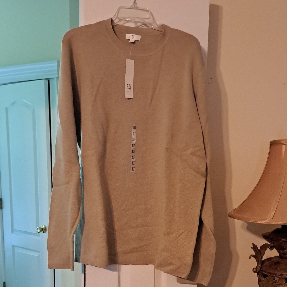 Kohl's Men's Tan Crewneck Sweater